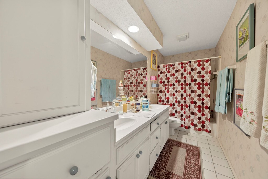 6907 Sunrise Court, Midland, Texas image 32