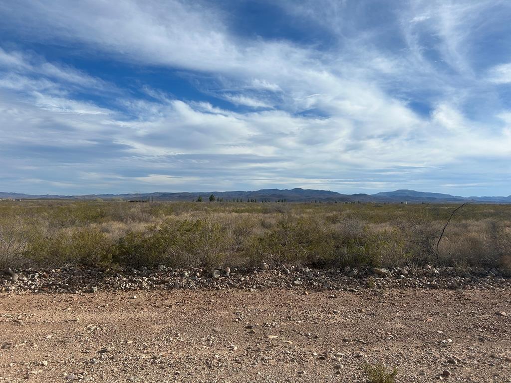 Cemetery Rd, Balmorhea, Texas image 1