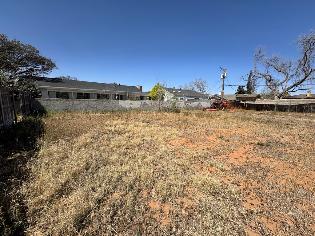 1208 W Kansas Ave, Midland, Texas image 5