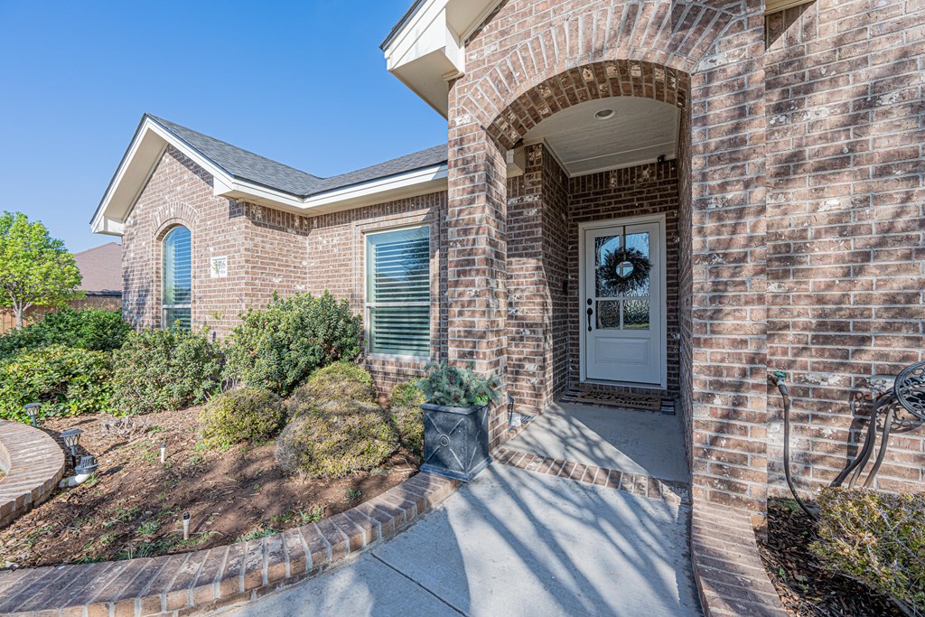 5916 Frio Dr, Midland, Texas image 2