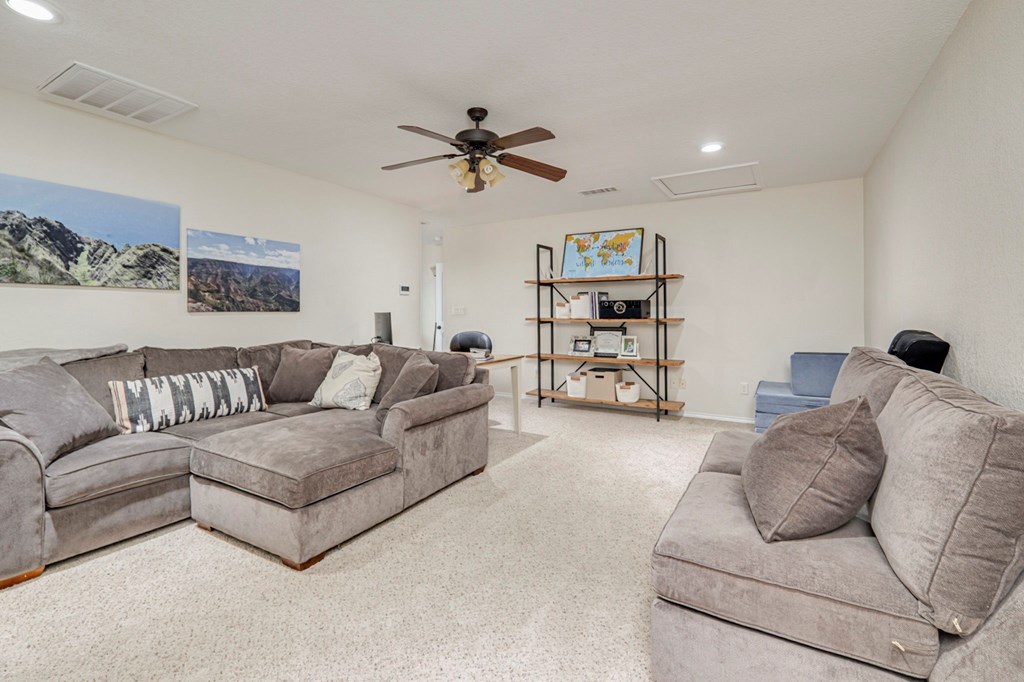 5905 Oak Creek Dr, Midland, Texas image 46