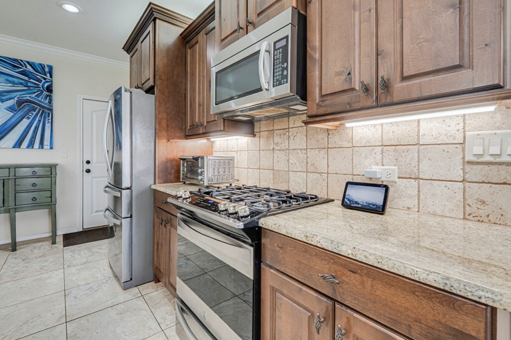5905 Oak Creek Dr, Midland, Texas image 10