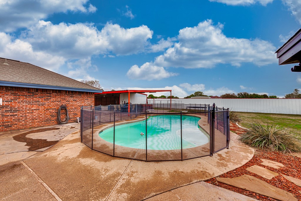 5709 E County Rd 97, Midland, Texas image 34