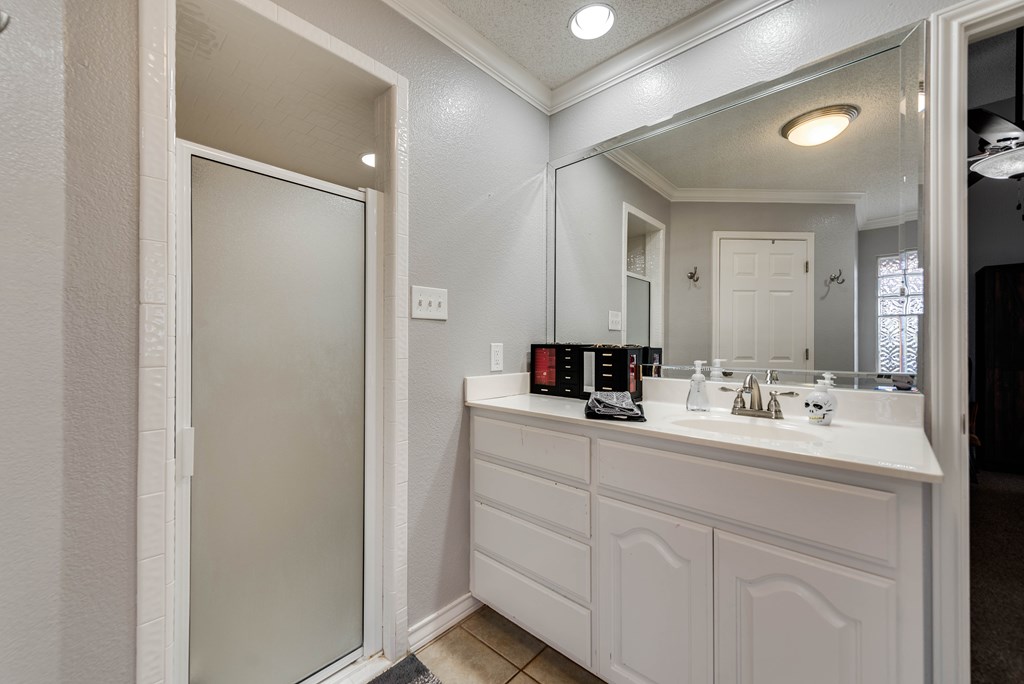 5709 E County Rd 97, Midland, Texas image 18