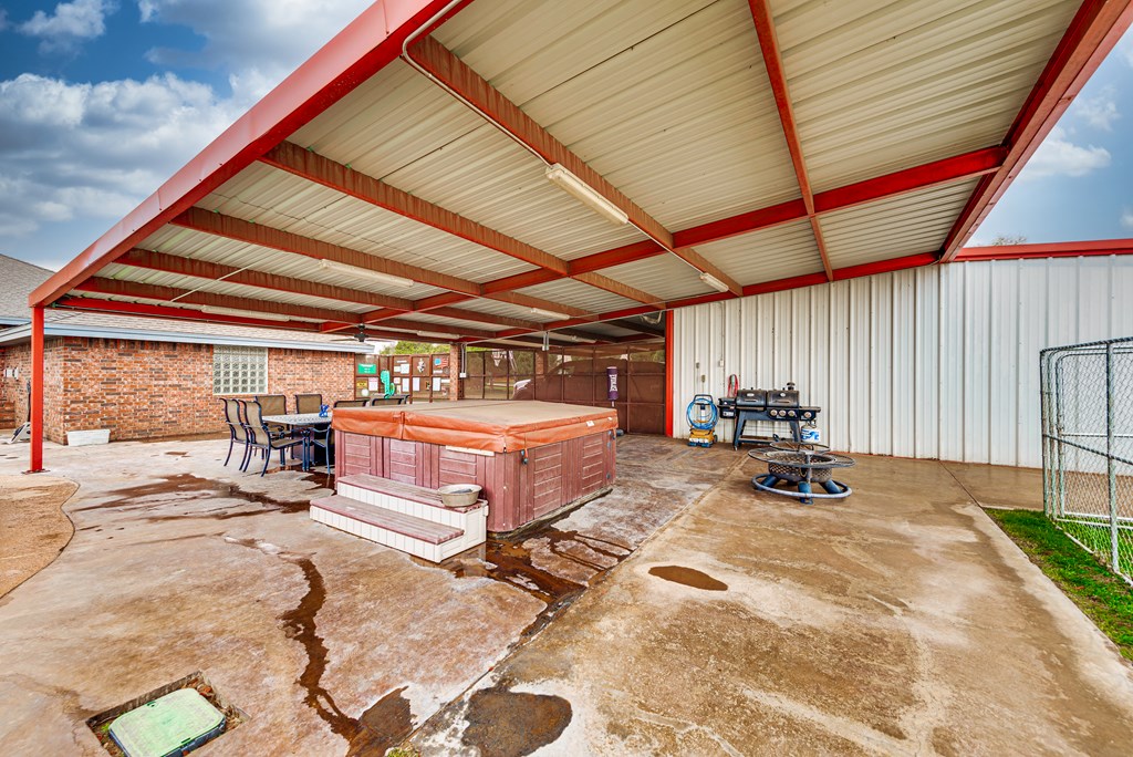 5709 E County Rd 97, Midland, Texas image 36