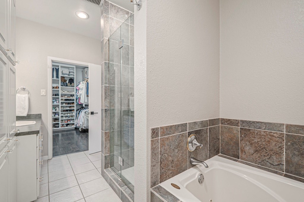 2612 Hughes St, Midland, Texas image 32