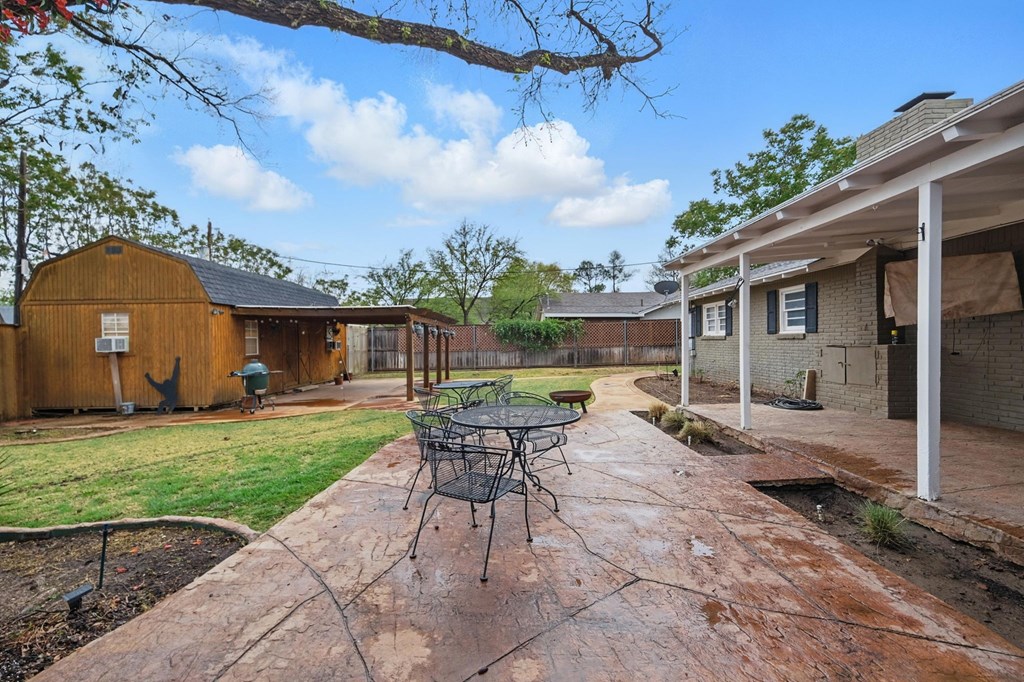2612 Hughes St, Midland, Texas image 36