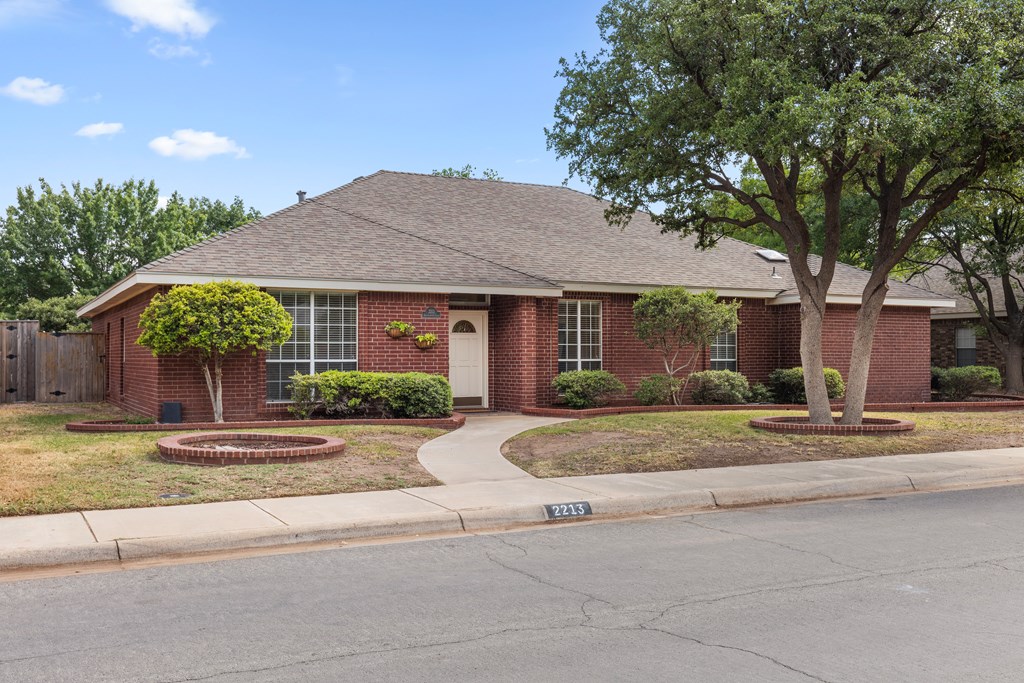 2213 Southampton Lane, Midland, Texas image 14