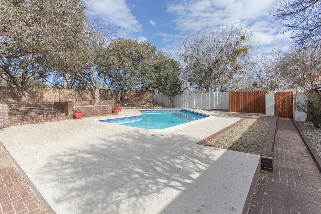 702 W Marcy Dr, Big Spring, Texas image 38