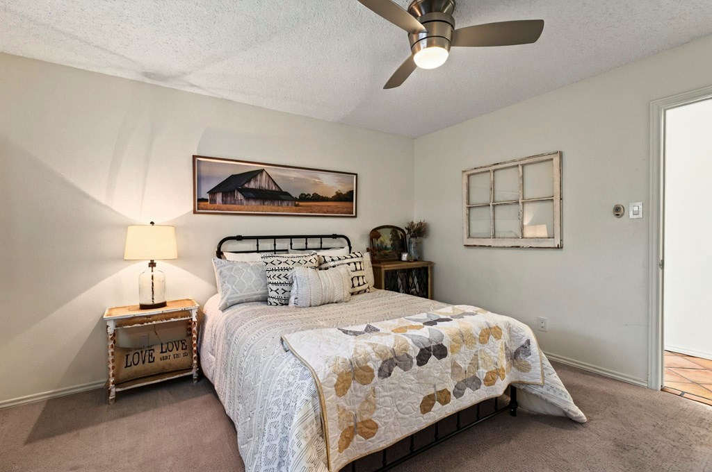 2401 Metz Place, Midland, Texas image 30