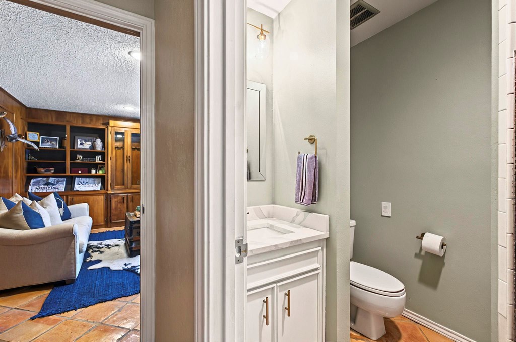 2401 Metz Place, Midland, Texas image 19