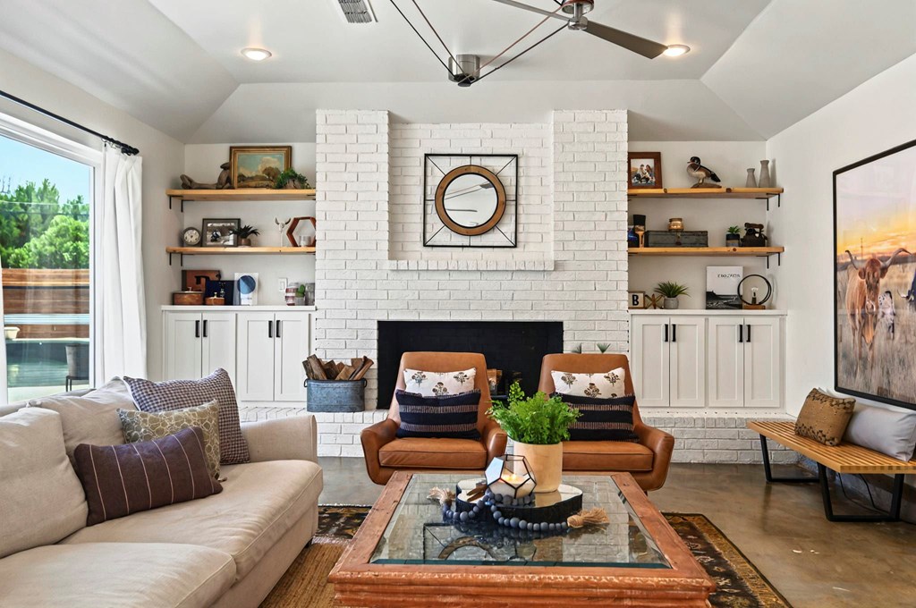 2401 Metz Place, Midland, Texas image 3