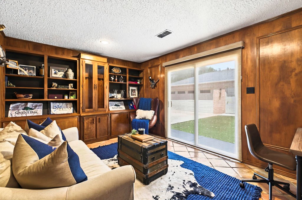 2401 Metz Place, Midland, Texas image 17