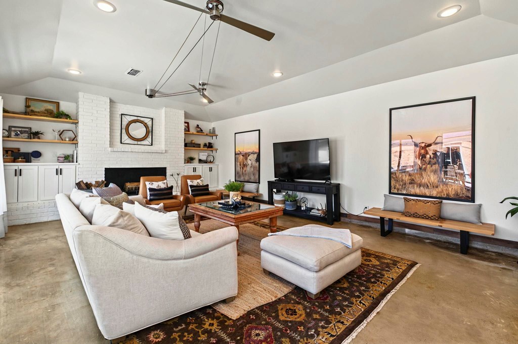 2401 Metz Place, Midland, Texas image 5