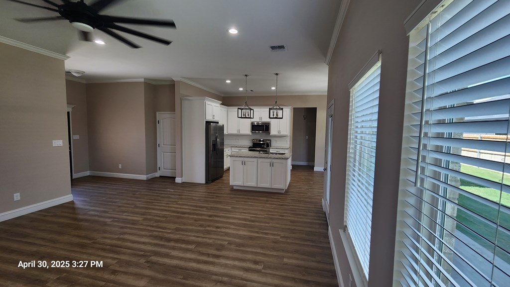 1104 Osprey Dr, Midland, Texas image 6