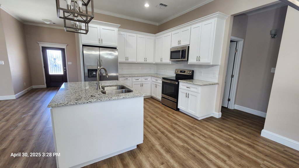 1104 Osprey Dr, Midland, Texas image 8