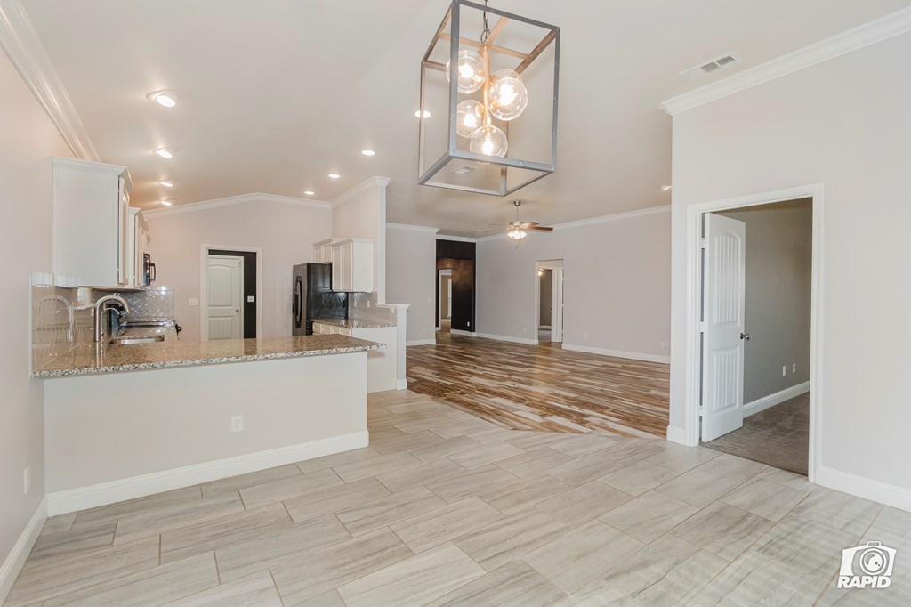 1207 Wrangler Lane, Midland, Texas image 14
