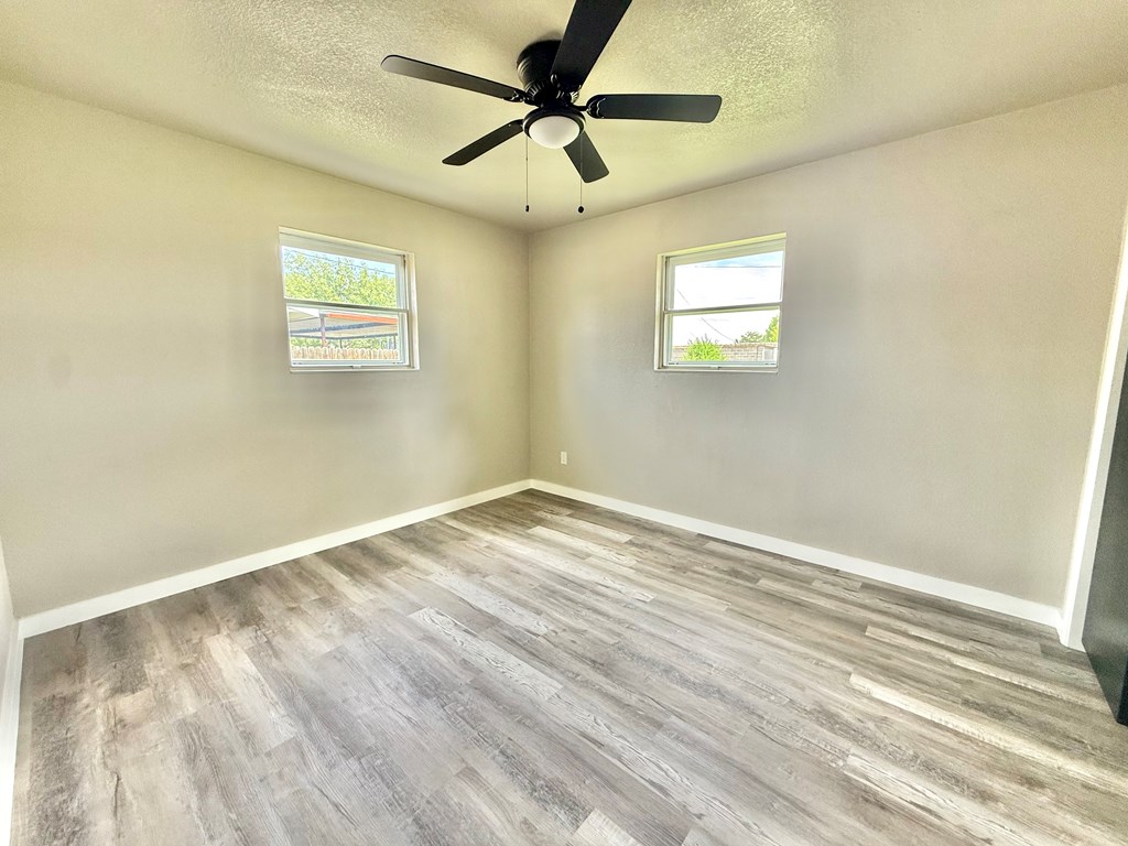 2410 E 25th St E St, Odessa, Texas image 8