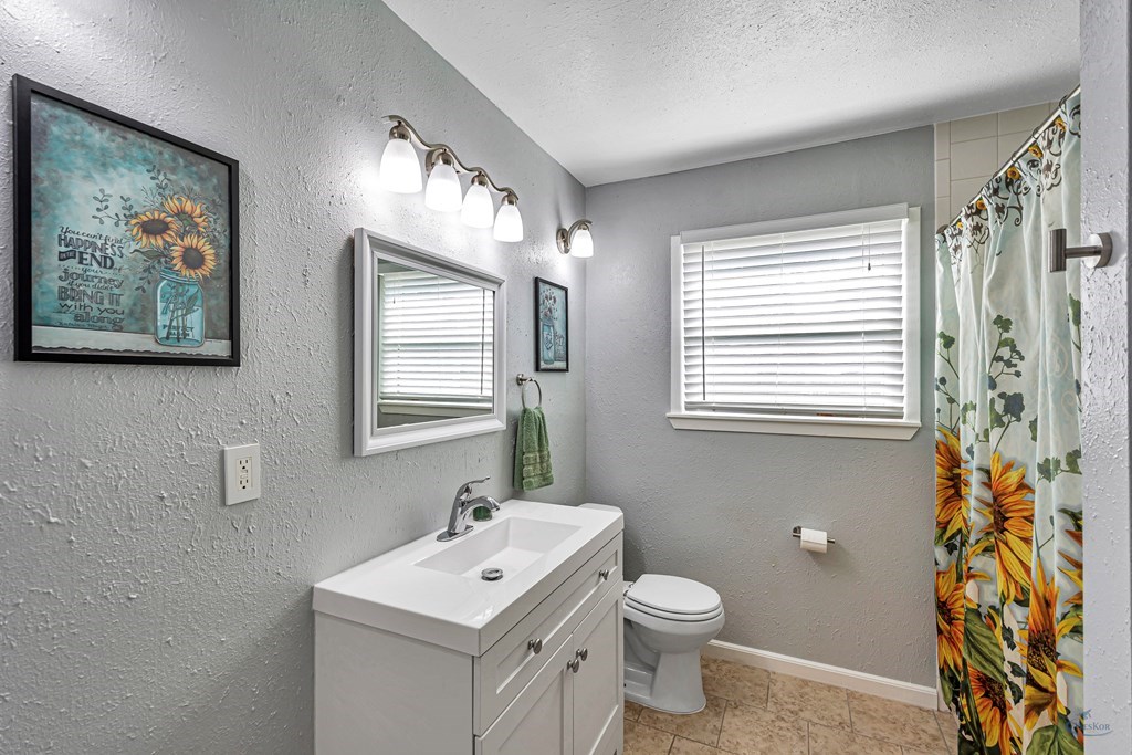 4329 Locust Ave, Odessa, Texas image 43