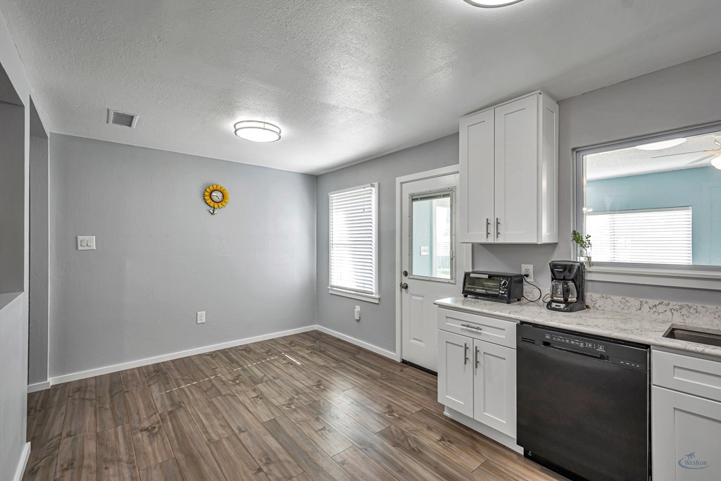 4329 Locust Ave, Odessa, Texas image 31
