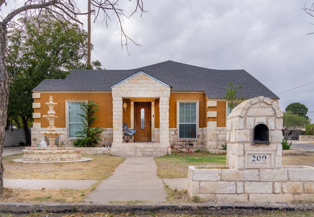 200 S Kansas St, Fort Stockton, Texas image 1