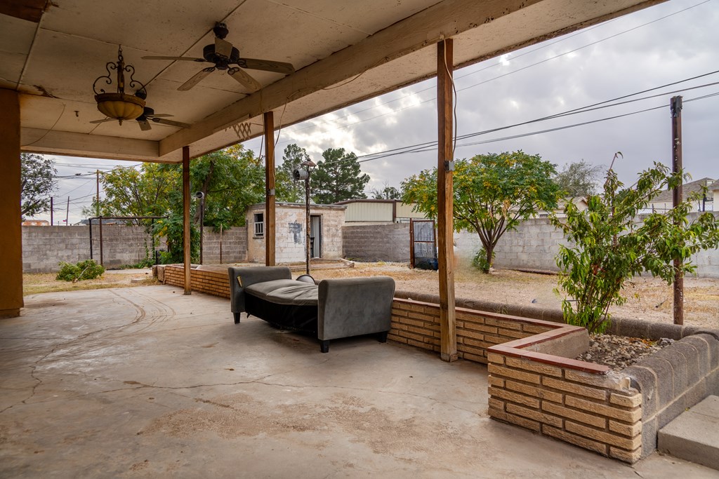 200 S Kansas St, Fort Stockton, Texas image 15