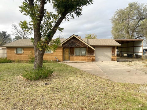 Homes For Sale - 113 Hooser Rd<br/> Big Spring, TX 79720