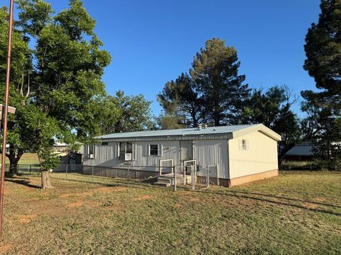 Mobile Home For Sale - 4144-40 W County Rd 254<br/> Mitchell County, Colorado City, TX 79512