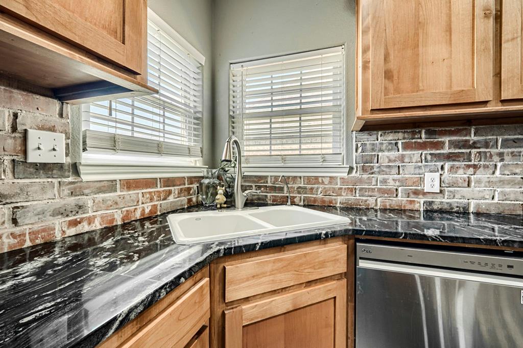 806 Buffalo Court, Stanton, Texas image 14