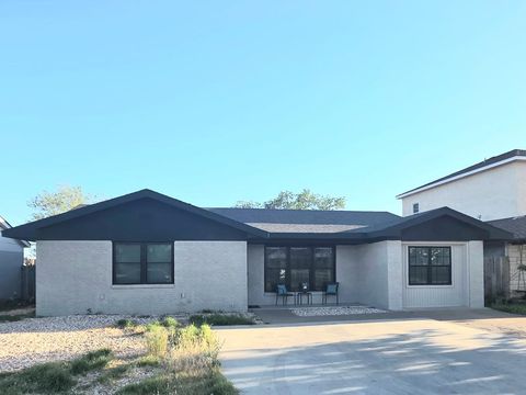 Homes For Sale - 4705 Thomason Dr<br/> Midland, TX 79703