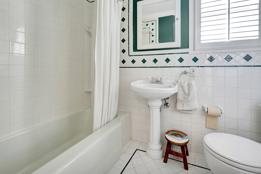 1604 Bedford Dr, Midland, Texas image 32