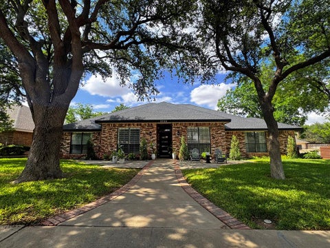 Homes For Sale - 3400 Woodhaven Dr<br/> Midland County, Midland, TX 79707