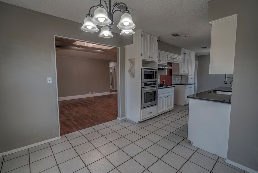 4713 Cindy Pl, Midland, Texas image 9