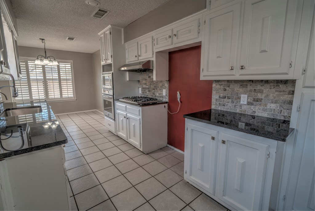 4713 Cindy Pl, Midland, Texas image 13