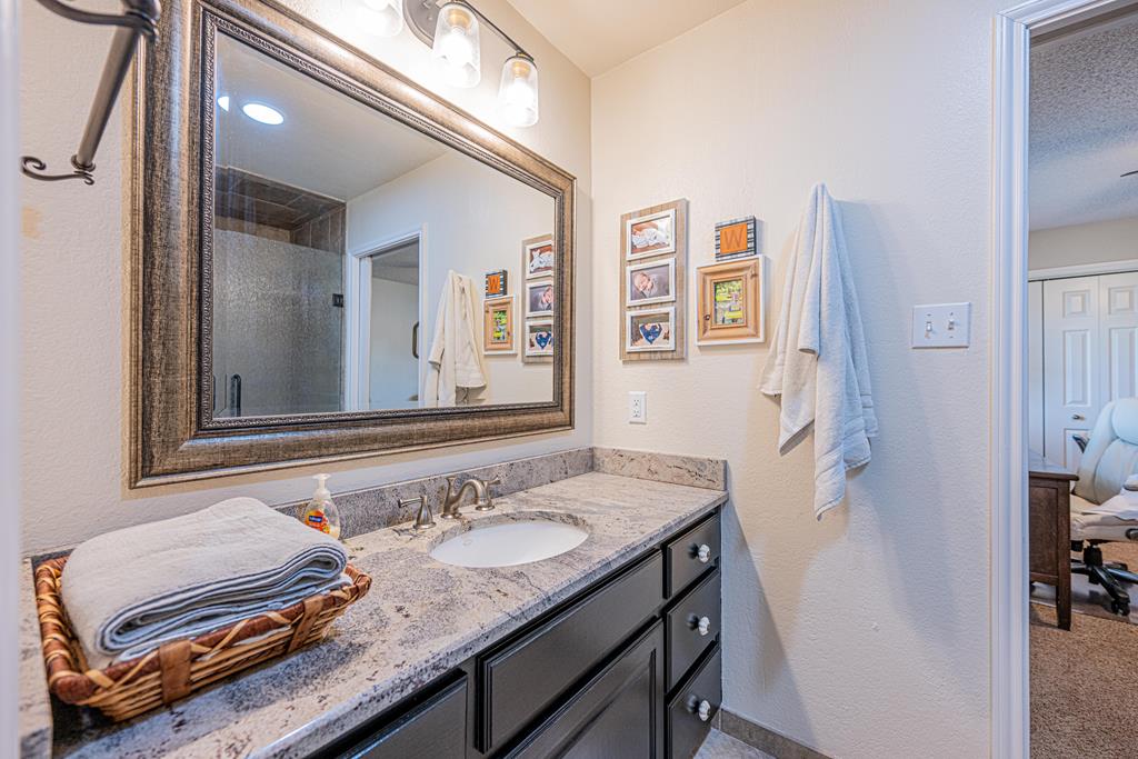 4904 Thames Court, Midland, Texas image 39