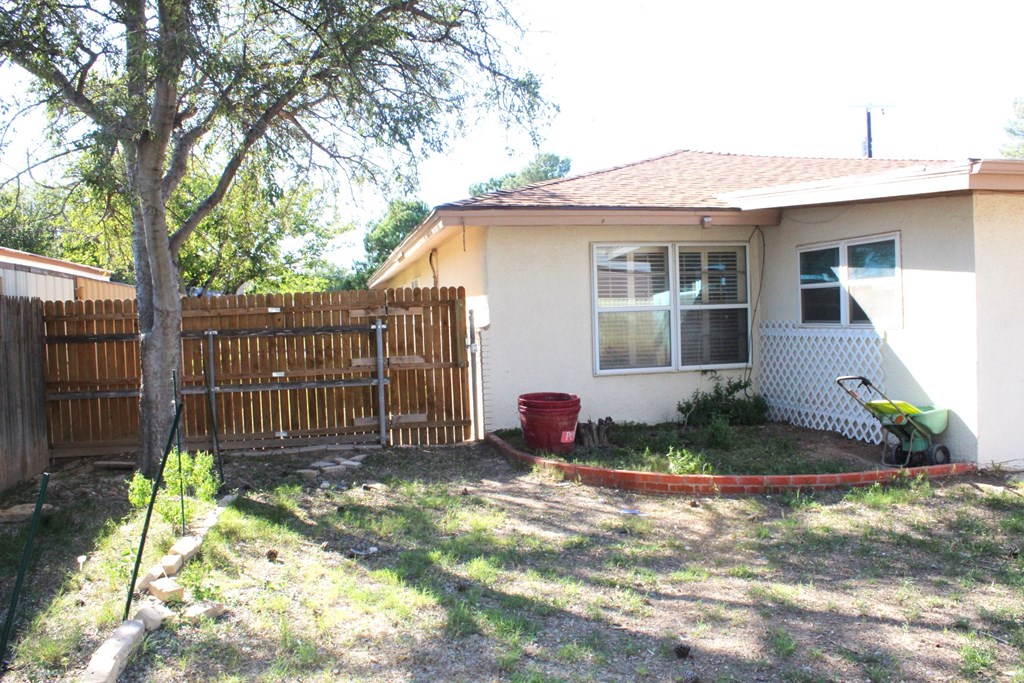 306 S Summit St, Fort Stockton, Texas image 34