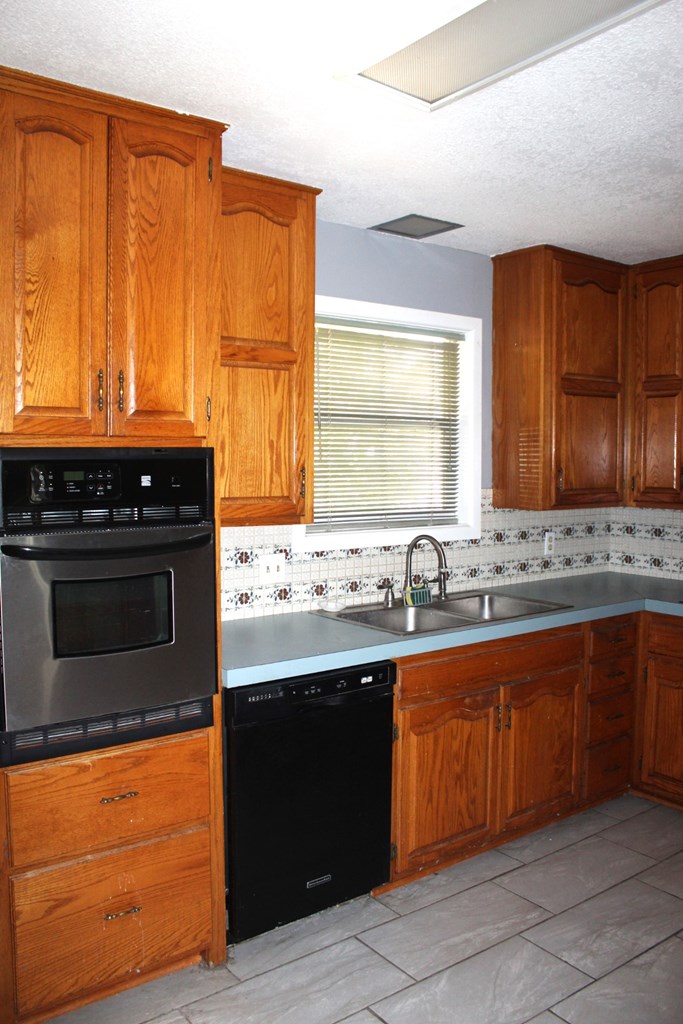 306 S Summit St, Fort Stockton, Texas image 8
