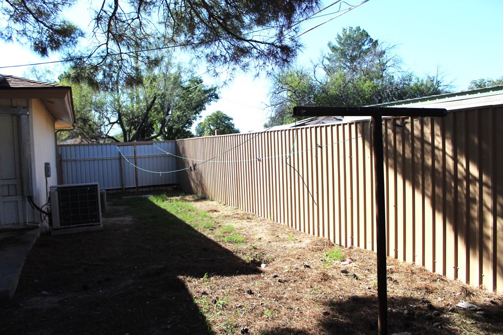 306 S Summit St, Fort Stockton, Texas image 30