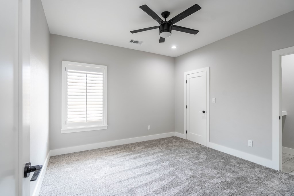 5613 E County Rd 94, Midland, Texas image 25
