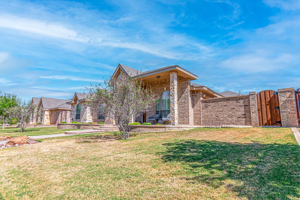 2809 Savoy Place, Midland, Texas image 2