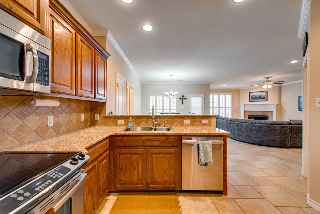 3104 Baybridge Court, Midland, Texas image 14