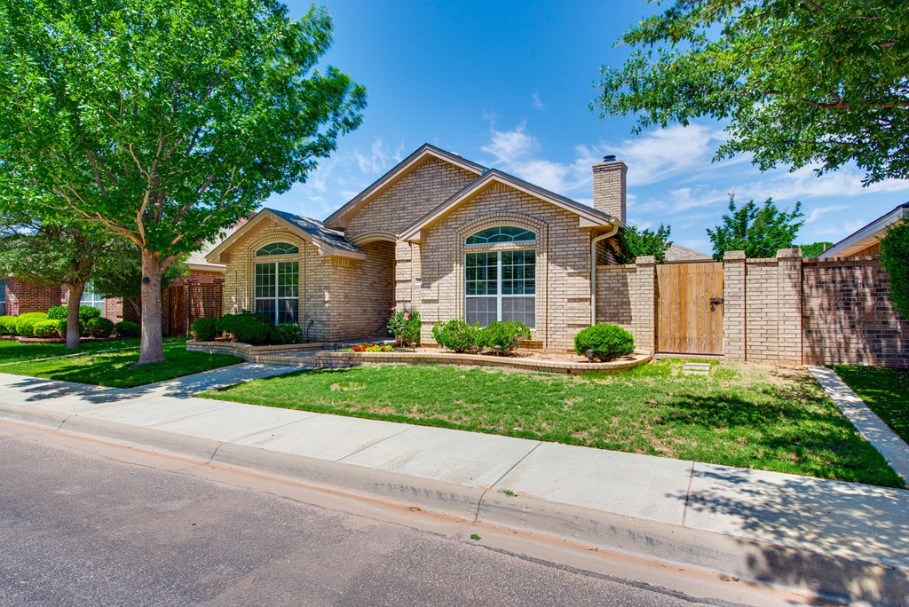 3104 Baybridge Court, Midland, Texas image 2