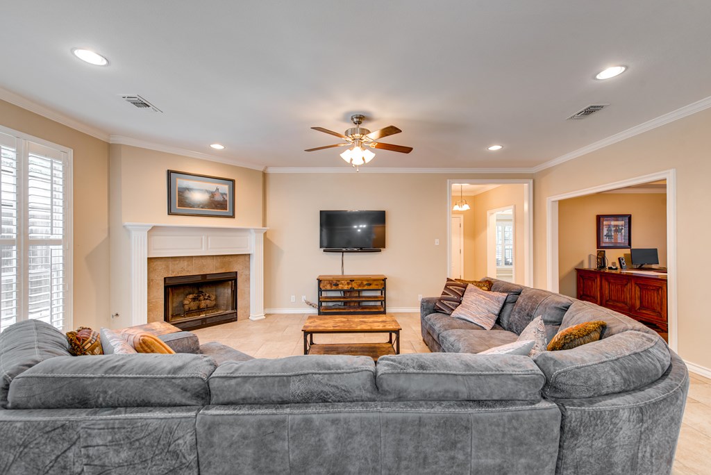 3104 Baybridge Court, Midland, Texas image 8