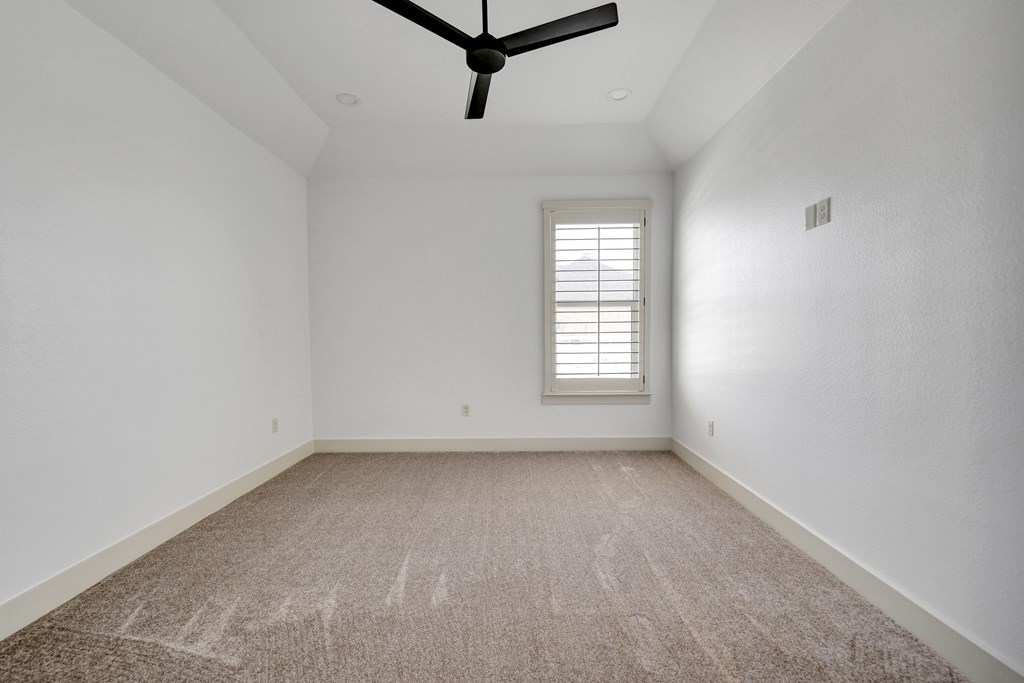 7012 W County Rd 42, Midland, Texas image 48