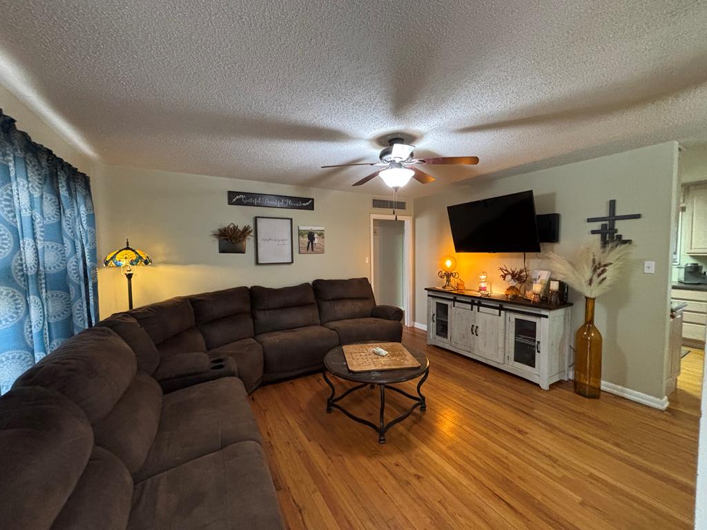 1806 38th St, Snyder, Texas image 3