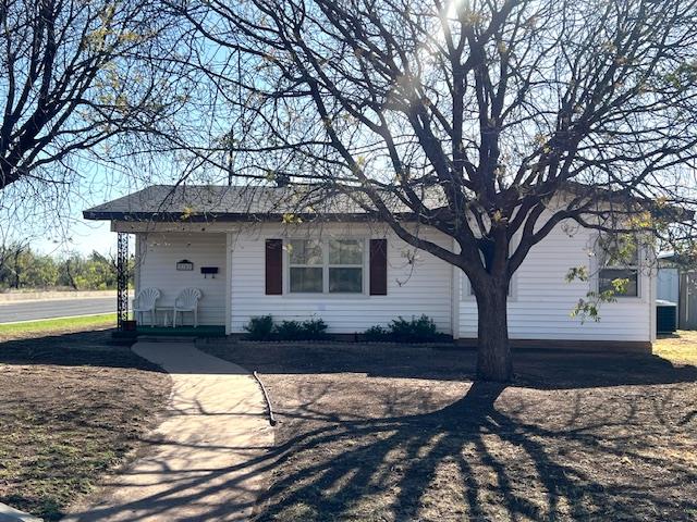 3702 Dalton Dr, Snyder, Texas image 1