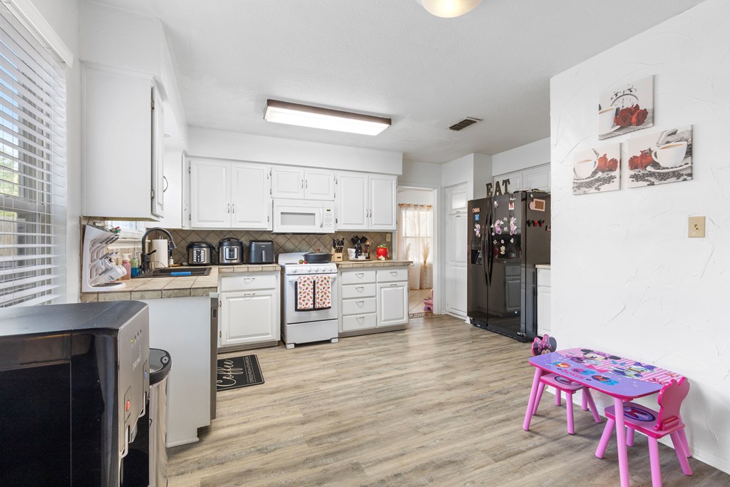 3809 Gulf Ave, Midland, Texas image 7