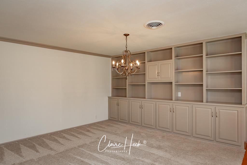 1207 W Pecan Ave, Midland, Texas image 7
