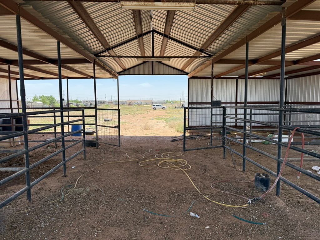 2511 E County Rd 156, Midland, Texas image 16