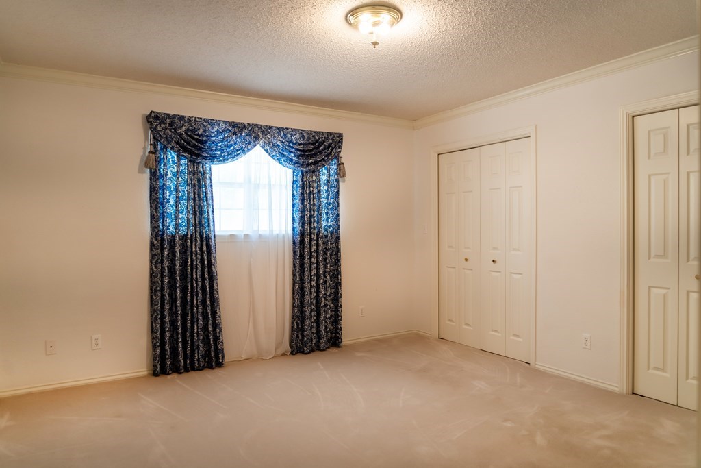 17 Winding Way, Pecos, Texas image 11